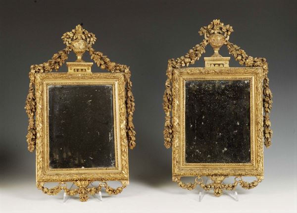 Coppia di specchierine neoclassiche dorate, Genova fine XVIII secolo,