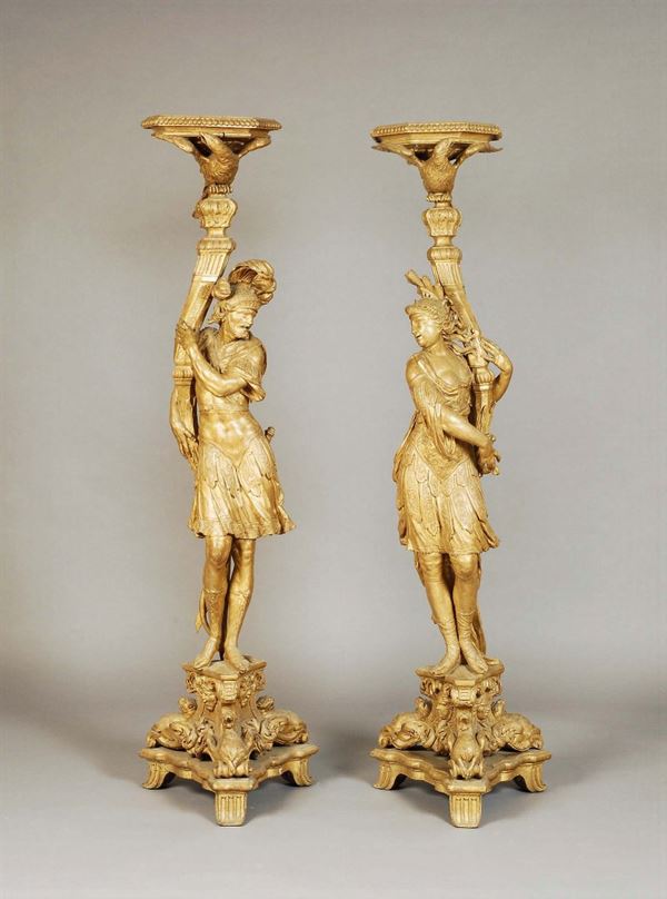 Coppia di importanti gueridon in legno intagliato e dorato, Venezia XVIII secolo