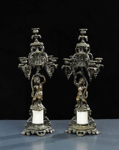Coppia di Candelieri in Bronzo con Putti, XIX Secolo