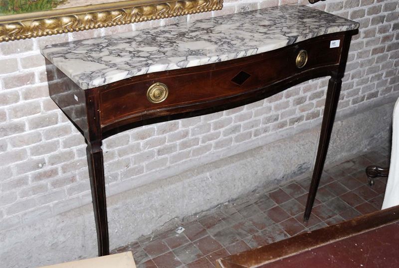Console stile Luigi XVI in mogano, XX secolo  - Asta Antiquariato e Dipinti Antichi - Cambi Casa d'Aste