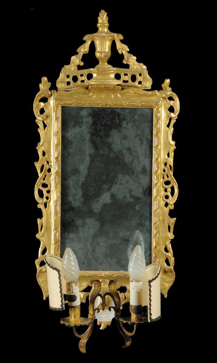 Coppia di ventoline dorate Luigi XVI a due luci, fine XVIII secolo  - Auction Old Paintings and Furnitures - Cambi Casa d'Aste