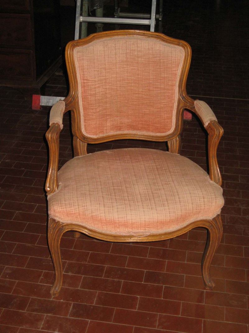 Coppia di poltroncine in legno in stile Luigi XV, XIX secolo  - Auction OnLine Auction 4-2013 - Cambi Casa d'Aste