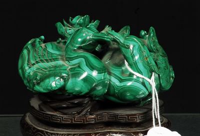Due Papere Accovacciate in Malachite