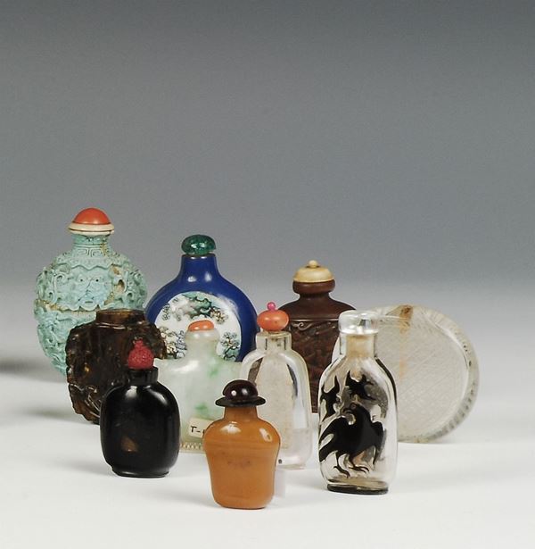 Lotto di dieci snuff bottles, Cina XIX secolo