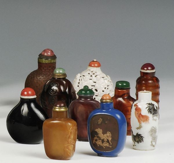 Lotto di dieci snuff bottles, Cina XIX secolo