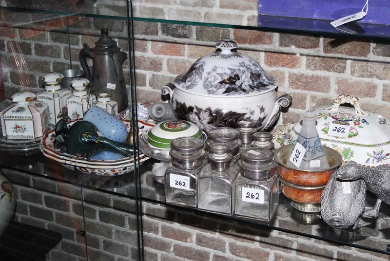 Lotto misto di oggetti in ceramica, vetro e altro  - Auction OnLine Auction 09-2012 - Cambi Casa d'Aste