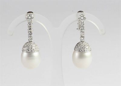 Orecchini con Perle Australiane e Diamanti