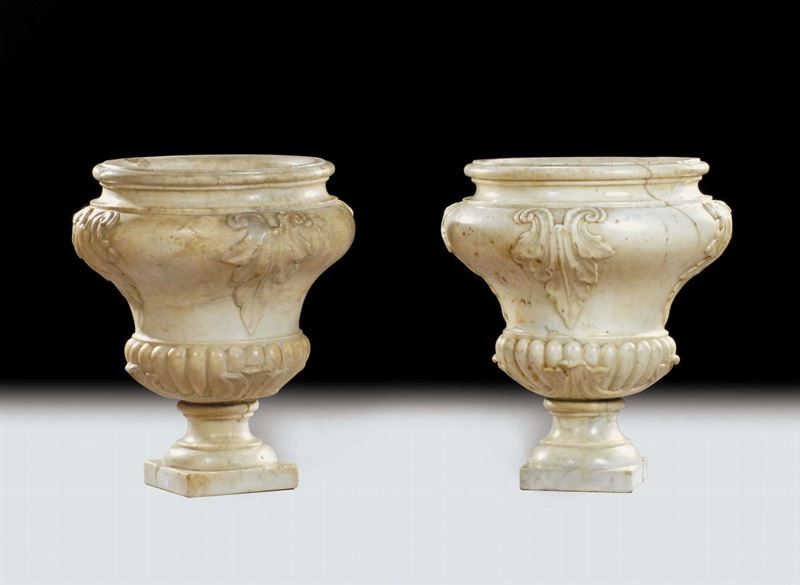 Coppia di grandi vasi neoclassici in marmo bianco, XVIII secolo  - Auction Antiquariato e Dipinti Antichi - Cambi Casa d'Aste