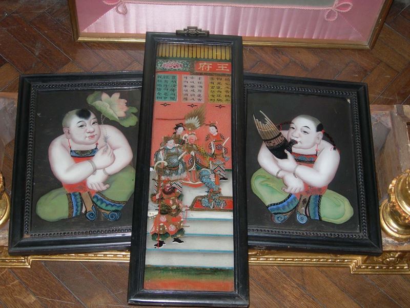 Tre dipinti sotto vetro, Cina XIX secolo  - Asta Asta OnLine 03-2012 - Cambi Casa d'Aste