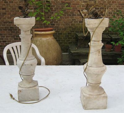 Coppia di Lampade in Marmo Bianco