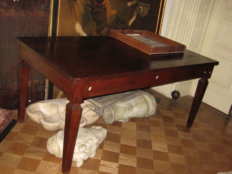 Grande tavolo a due cassetti in stile Luigi XVI  - Asta Antiquariato, Argenti e Dipinti Antichi - Cambi Casa d'Aste