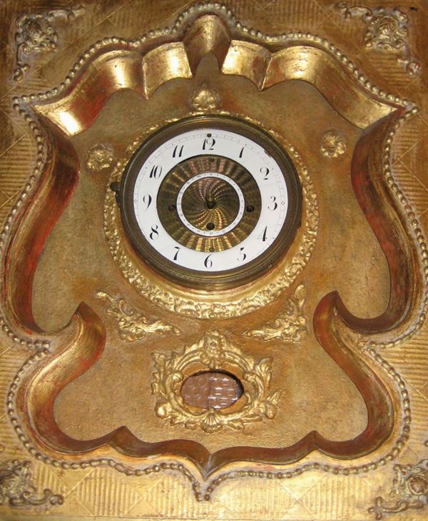 Orologio da parete Carlo X in legno dorato, XIX secolo