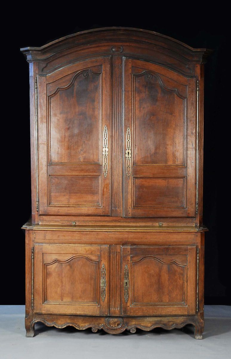 Credenza Provenzale a doppio corpo  - Asta Antiquariato e Dipinti Antichi - Cambi Casa d'Aste