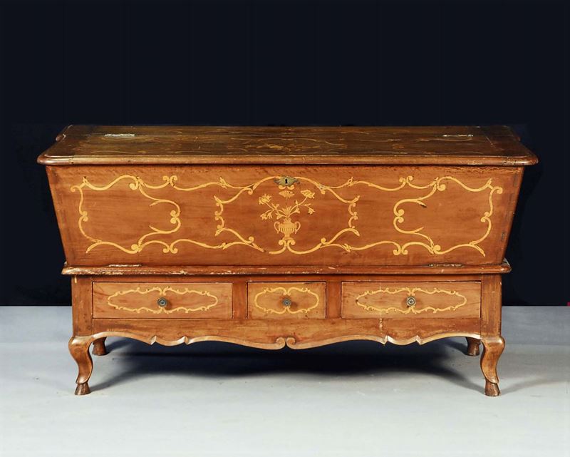 Madia intarsiata, XIX secolo  - Asta Antiquariato, Argenti e Dipinti Antichi - Cambi Casa d'Aste