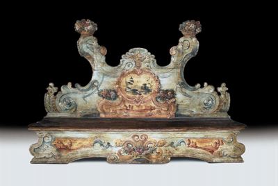 Panca da Ingresso con Alto Schienale Sagomato, XVIII Secolo