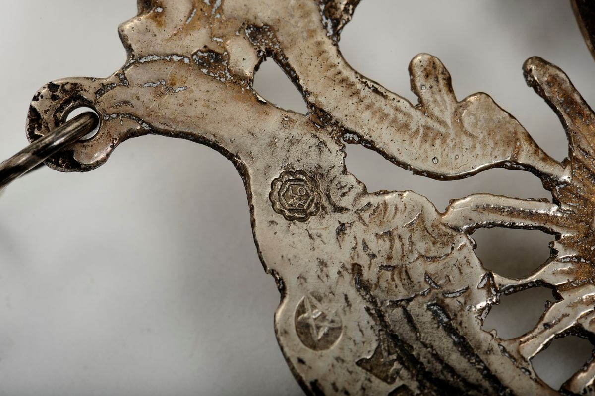 Coppia di Ornamenti da Culla Parzialmente in Argento, Italia XIX Secolo