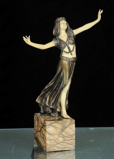 Autore Non Identificato - Franciadanzatrice Orientale