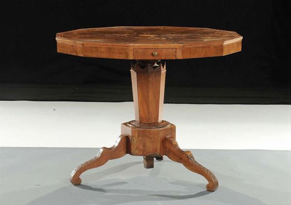 Tavolino con piano intarsiato e filettato, XIX secolo