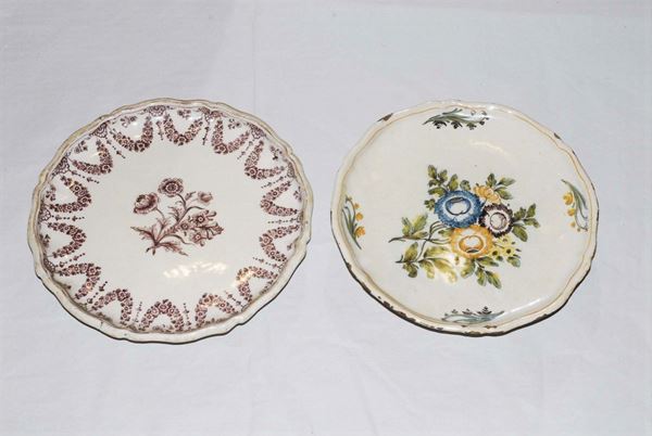 Due alzatine diverse in porcellana, Savona fine XVIII secolo