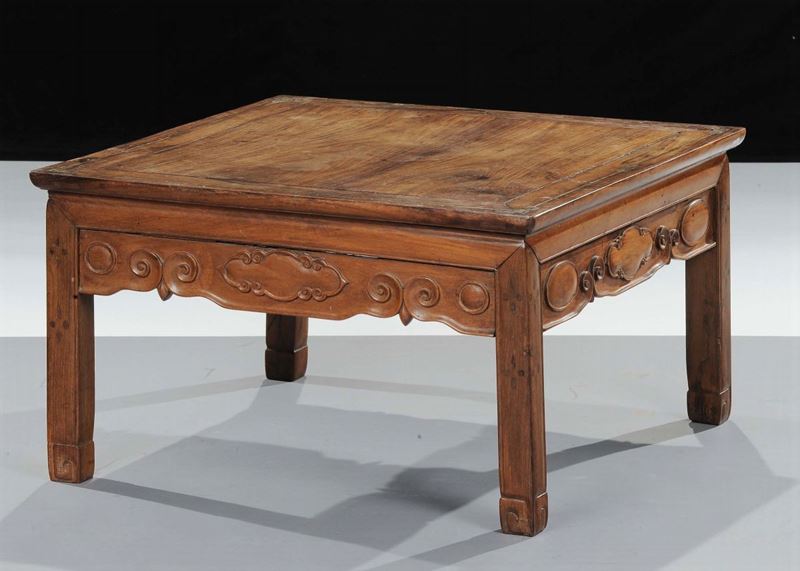 Tavolino da salotto in Tek, Cina XIX secolo  - Asta Antiquariato e Dipinti Antichi - Cambi Casa d'Aste