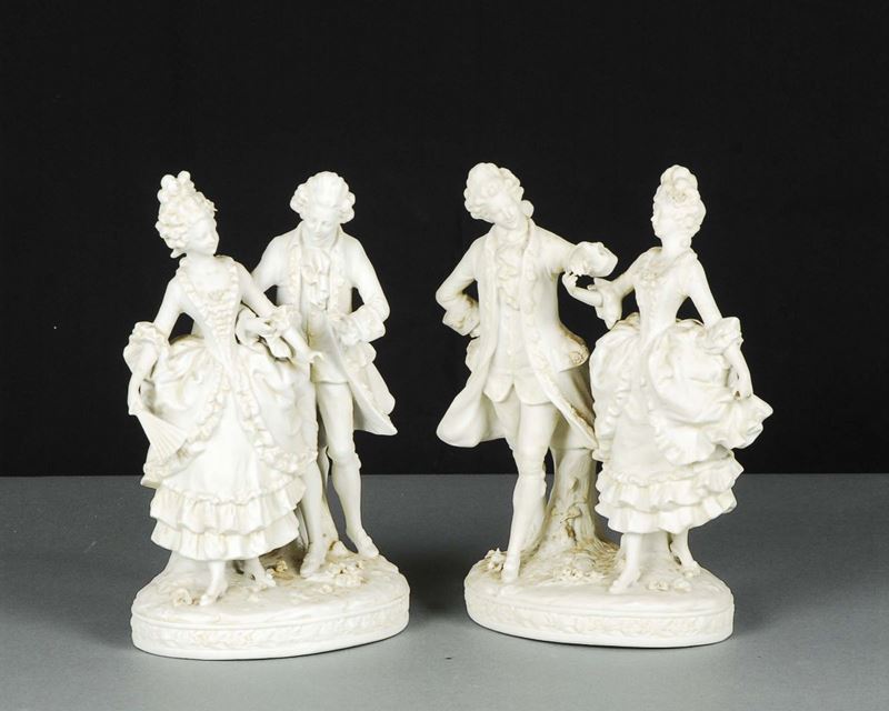 Due gruppi in biscuit raffiguranti giovani coppie  - Asta Antiquariato e Dipinti Antichi - Cambi Casa d'Aste