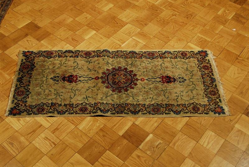 Tappeto persiano, fine XIX inizio XX secolo   - Asta Antiquariato e Dipinti Antichi - Cambi Casa d'Aste