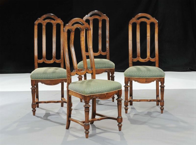 Quattro sedie in noce, XIX secolo  - Asta Asta OnLine 10-2012 - Cambi Casa d'Aste