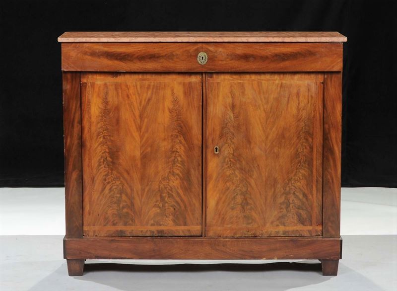 Credenza a due ante lastronata, XIX secolo  - Auction Old Paintings and Furnitures - Cambi Casa d'Aste