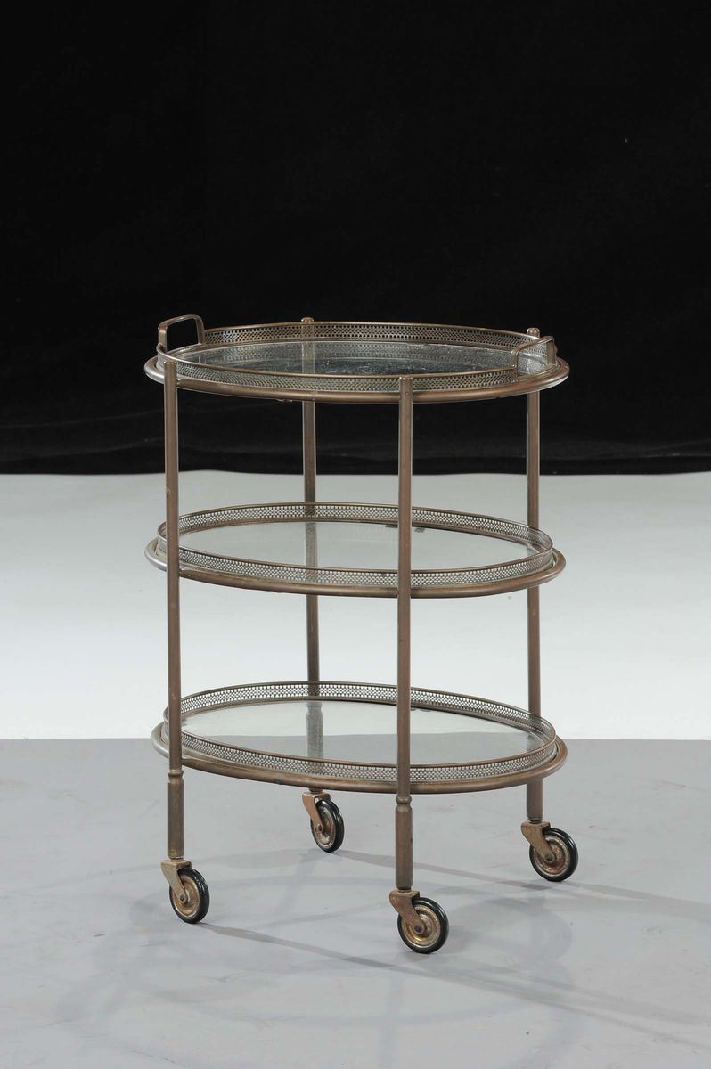 Carrellino con struttura in metallo e tre ripiani in vetro  - Asta Antiquariato, Argenti e Dipinti Antichi - Cambi Casa d'Aste