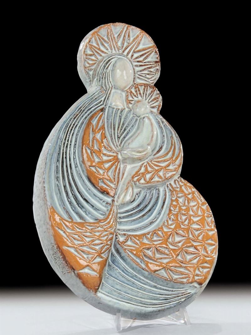 Angelo Biancini, Madonna dell'accoglienza. Modelled terracotta, glazed in polychromy Madonna dell'accoglienza  - Auction Decorative Arts of 20th Century | Cambi Time - Cambi Casa d'Aste