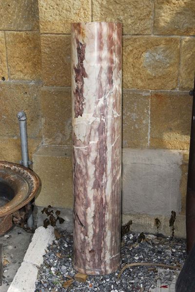 Colonna Circolare in Marmo, XX Secolo