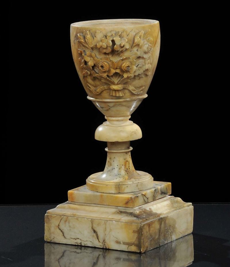 Coppa a calice in alabastro, XIX secolo  - Asta Asta OnLine 03-2012 - Cambi Casa d'Aste