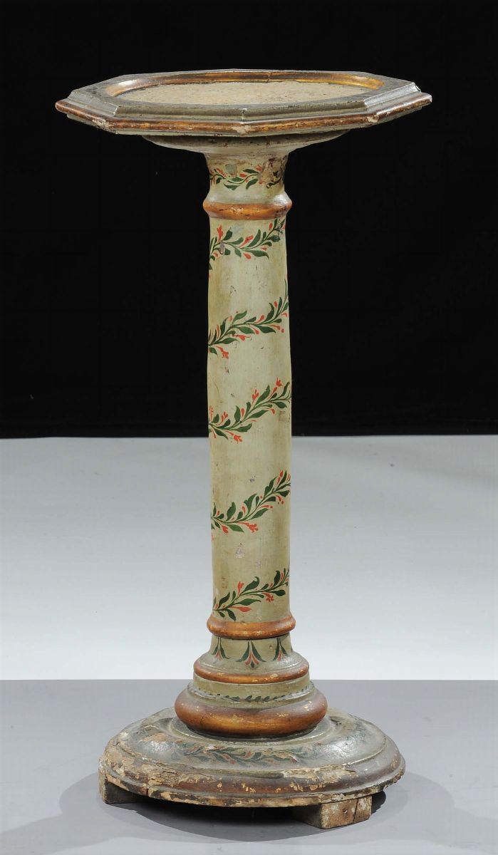 Colonna reggivaso in legno laccato e dipinto, XIX secolo  - Auction OnLine Auction 03-2012 - Cambi Casa d'Aste