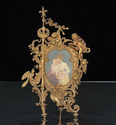 Cornice in Metallo Dorato e Sbalzato, Fine XIX Secolo