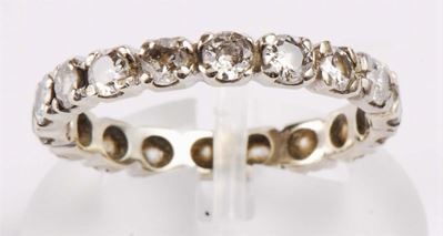 Anello Eternity in Oro Bianco 18kt
