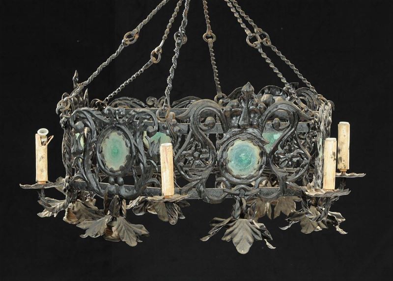 Lampadario in ferro battuto a sei luci, inizio XX secolo  - Auction Antiquariato e Dipinti Antichi - Cambi Casa d'Aste