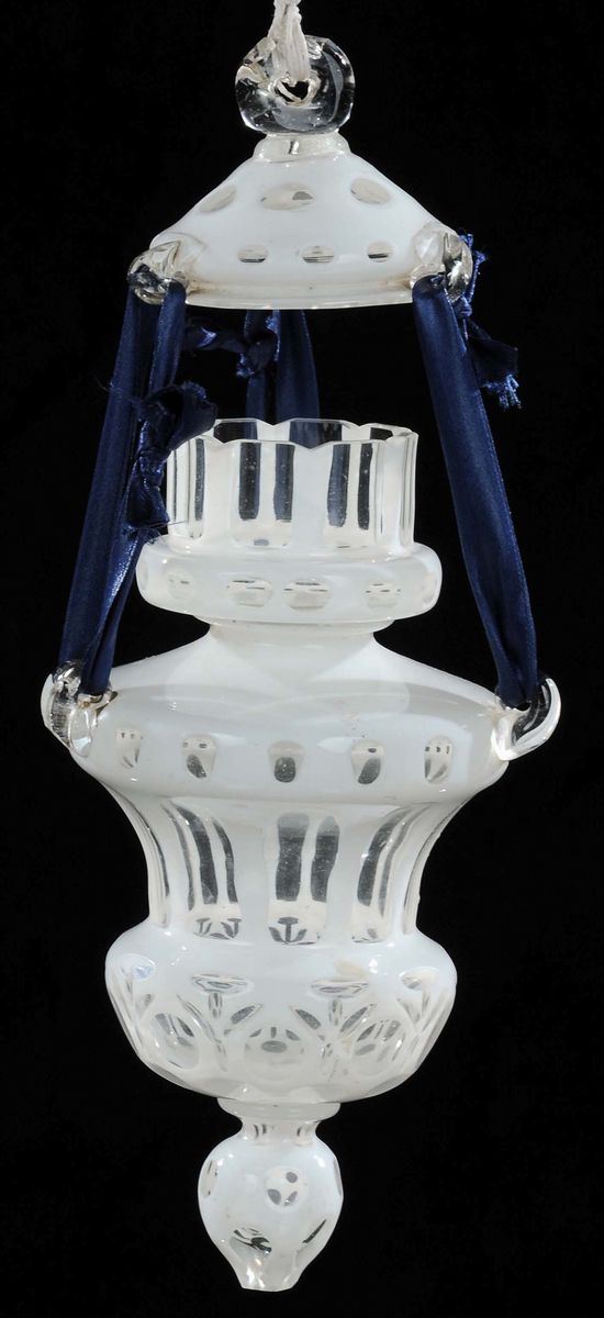 Lampada pensile in vetro lattimo e incolore  - Auction Antiques II - Timed Auction - Cambi Casa d'Aste