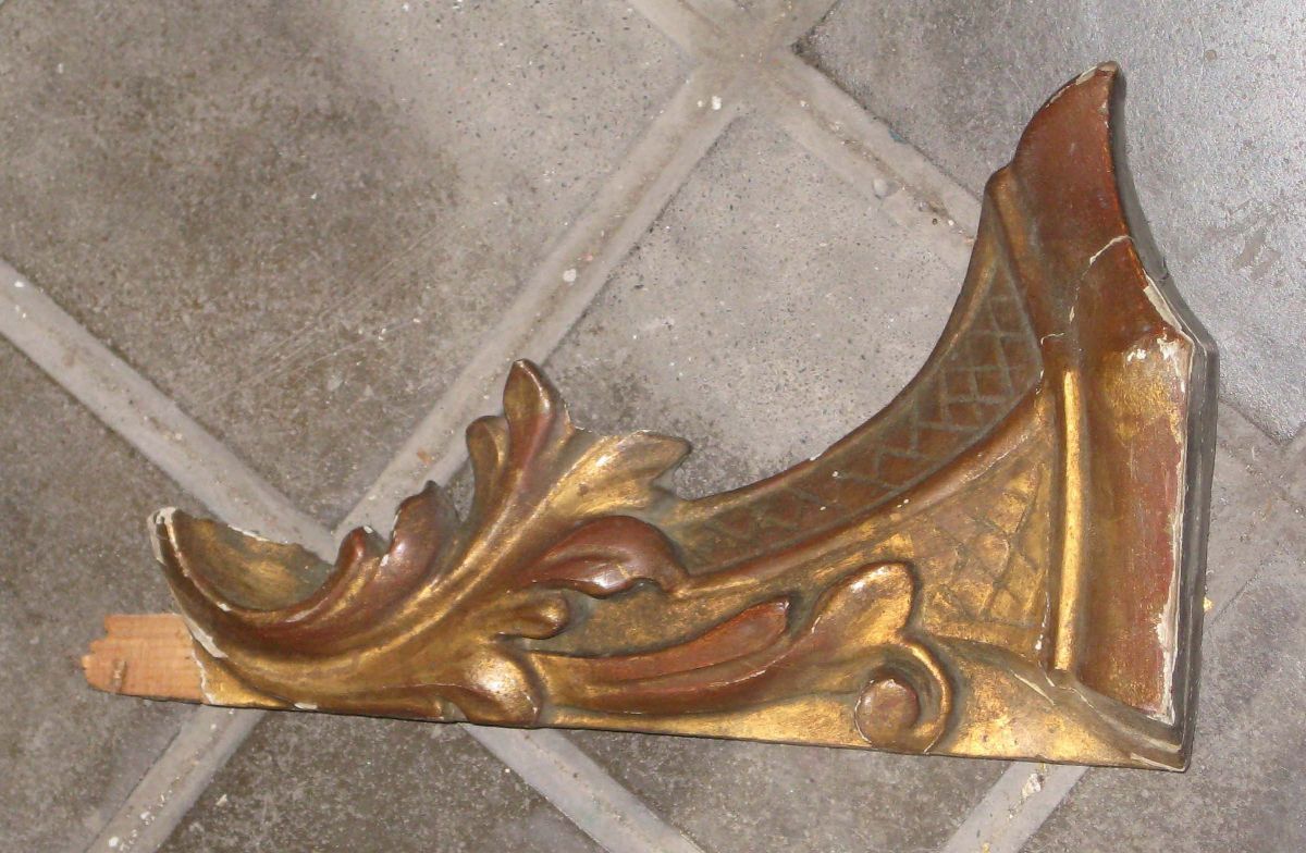 Specchiera Dorata in Stile