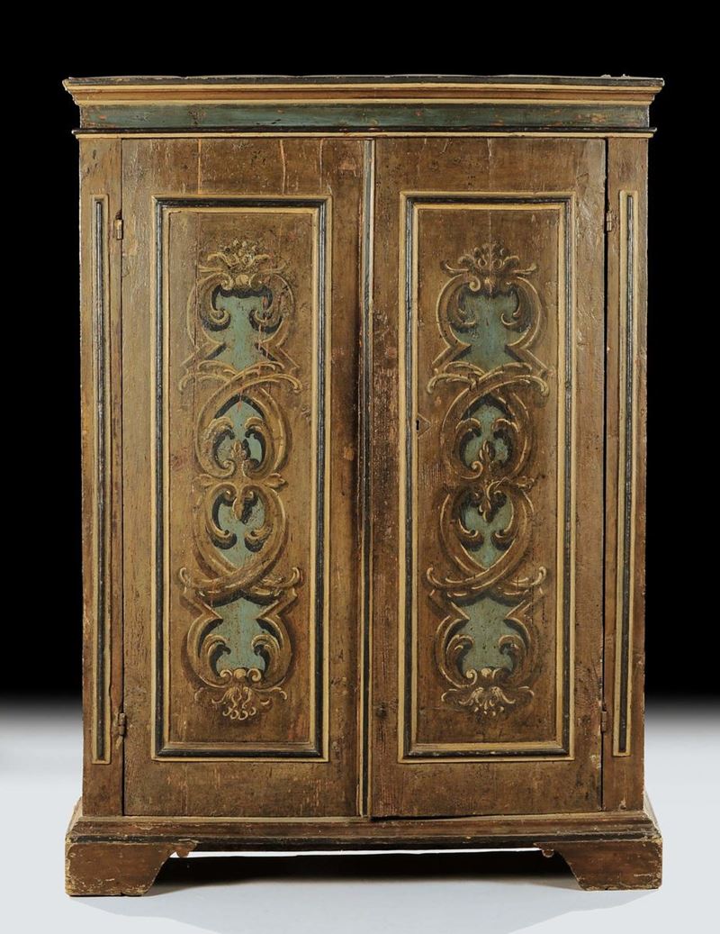 Armadio a due ante laccato a fondo grigio, XVIII secolo  - Auction Antiques and Old Masters - Cambi Casa d'Aste