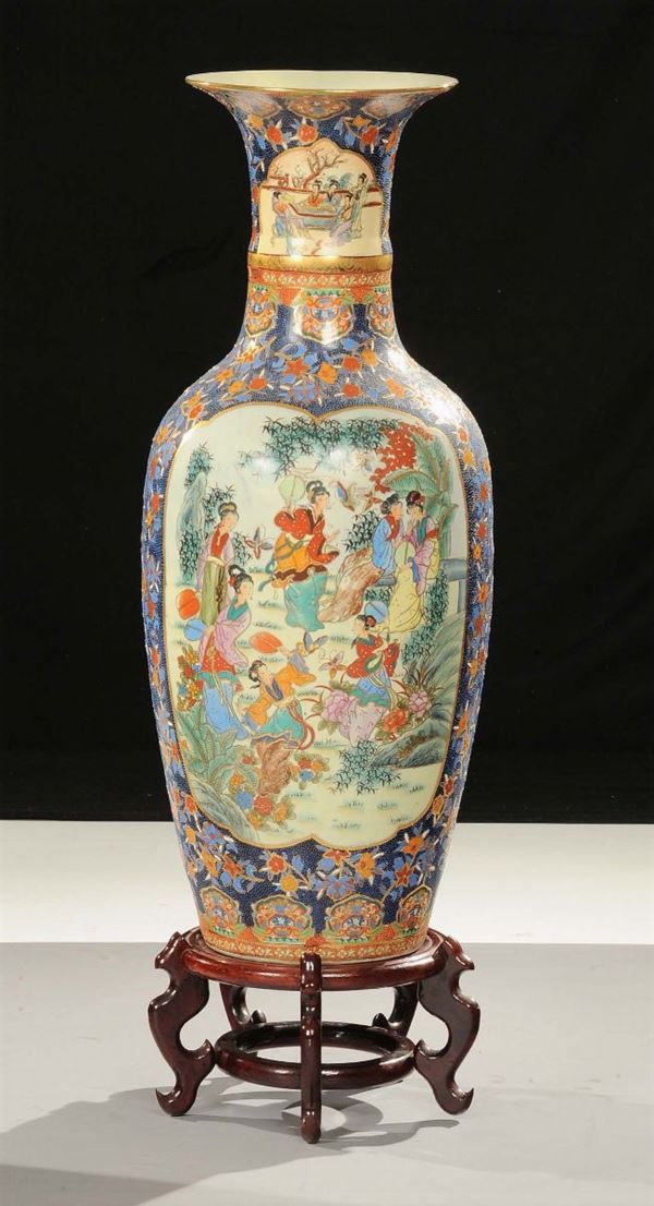 Grande vaso in porcellana, Cina XX secolo