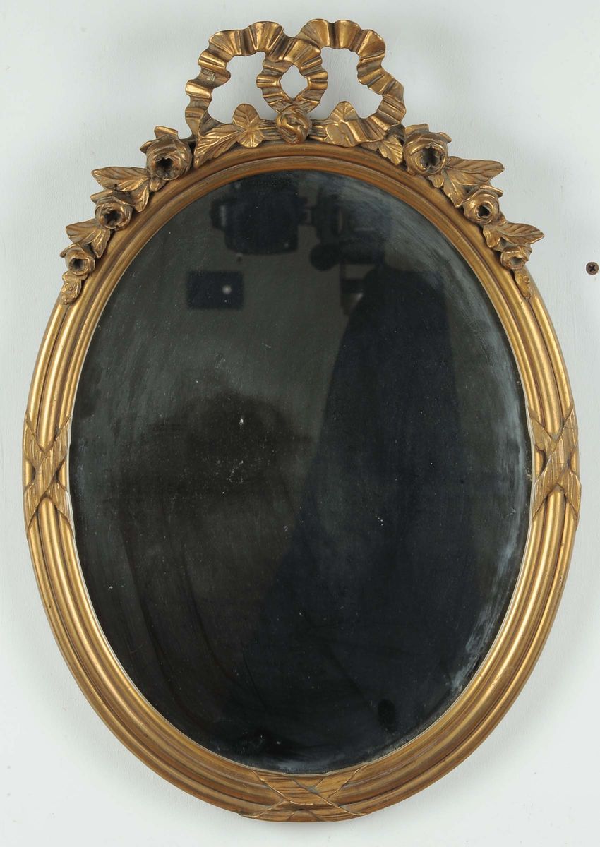 Coppia di Specchierine Impero Ovali in Legno Dorato, Francia XIX Secolo