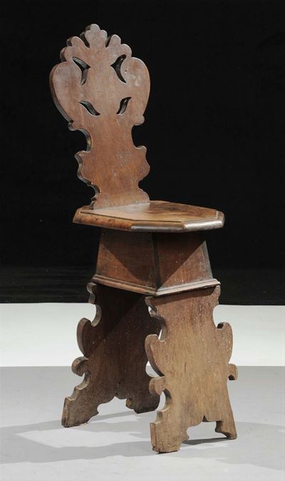 Sgabello in Noce in Stile Rinascimento