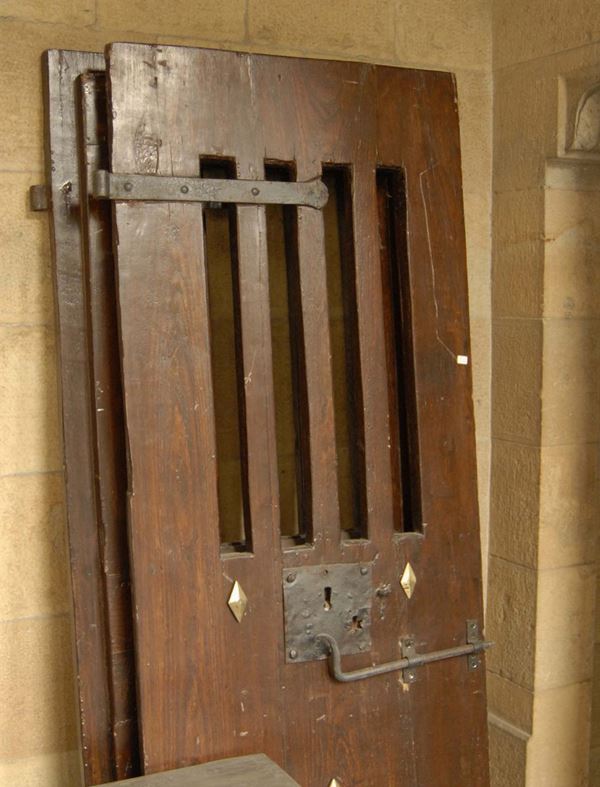 Portoncino in noce a due ante, Piemonte XVIII secolo