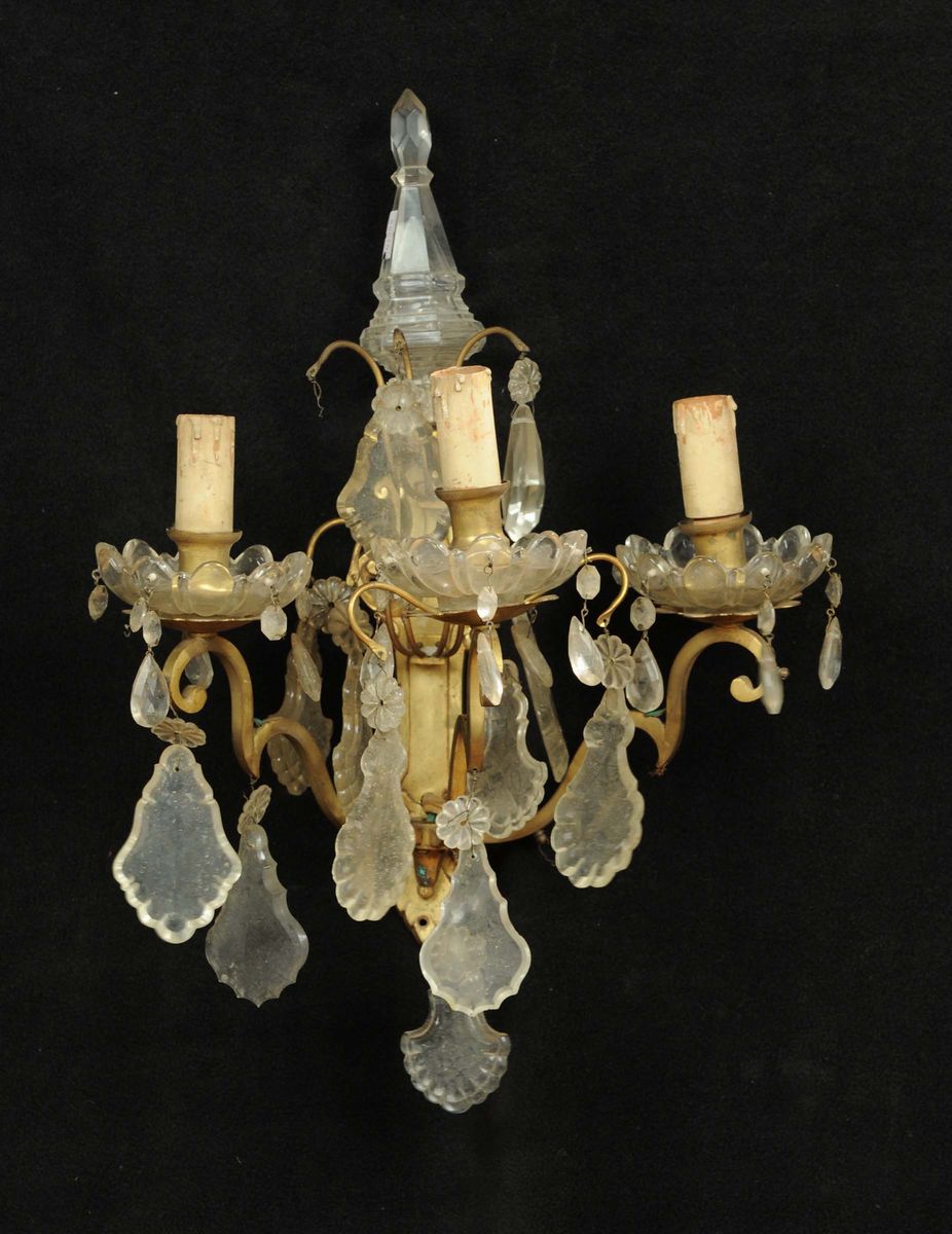 Insieme di Lampadari e Appliques