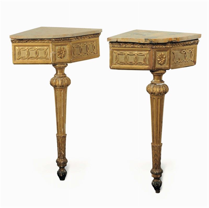 Coppia di consoline Luigi XVI ad angolo, XIX secolo  - Asta Antiquariato - Cambi Casa d'Aste