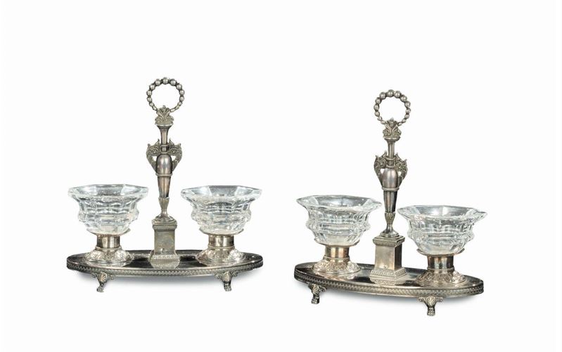 Coppia di saliere Impero in argento sbalzato e cesellato, XIX secolo  - Auction Antiques and Old Masters - Cambi Casa d'Aste