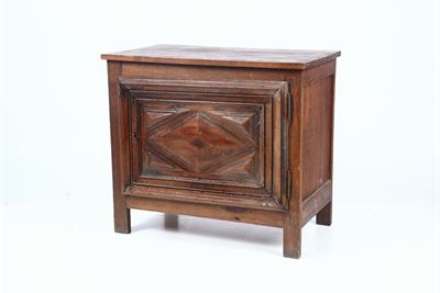 Mobiletto Rustico in Noce, XIX Secolo