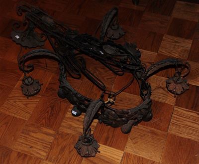 Lampadario in Ferro Battuto a Quattro Luci in Stile Rinascimento, Inizio XX Secolo