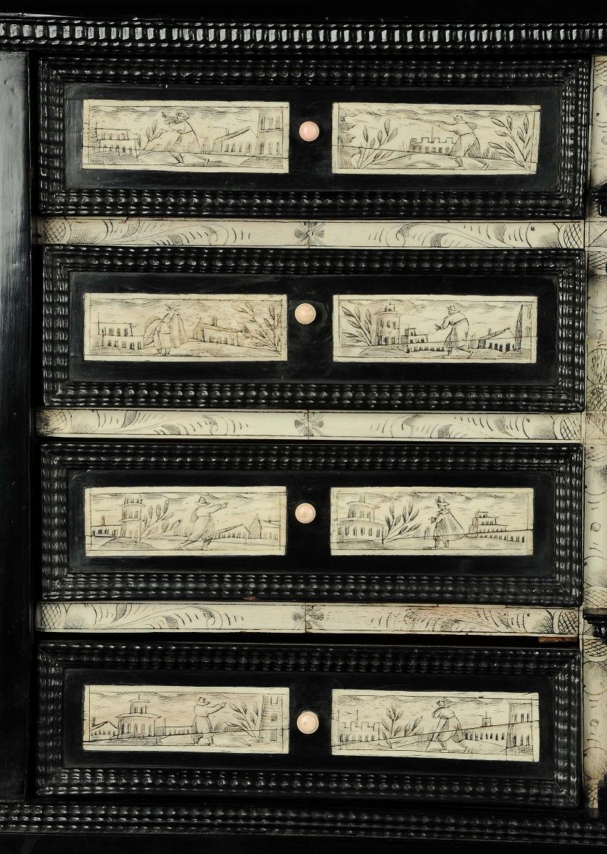 Stipo in Ebano con Cassettini, XVII Secolo