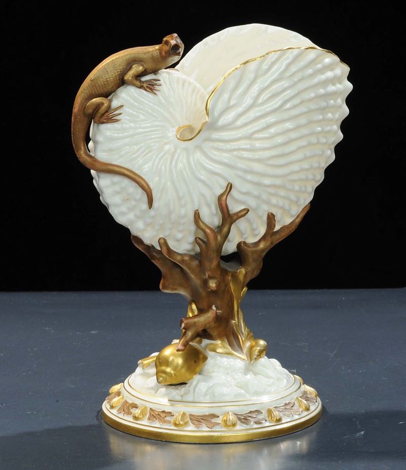 Manifattura Inglese Elemento decorativo in porcellana dorata  - Asta Asta OnLine 12-2011 - Cambi Casa d'Aste